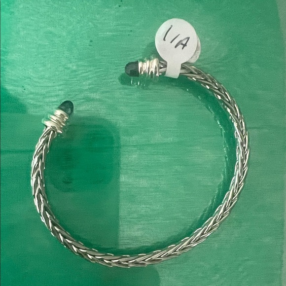 Jewelry - Elegant Silver-Toned Women's Bracelet Sapphire Ends